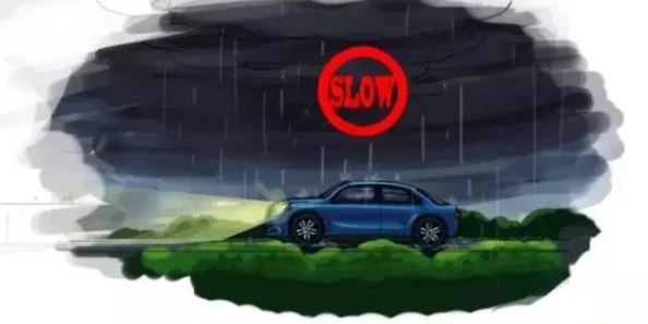 公交站避雨2:突发雷电袭来,数人被巨响惊吓,现场一片混乱! 公交站避雨2:突发雷电袭来,数人被巨响惊吓,现场一片混乱!