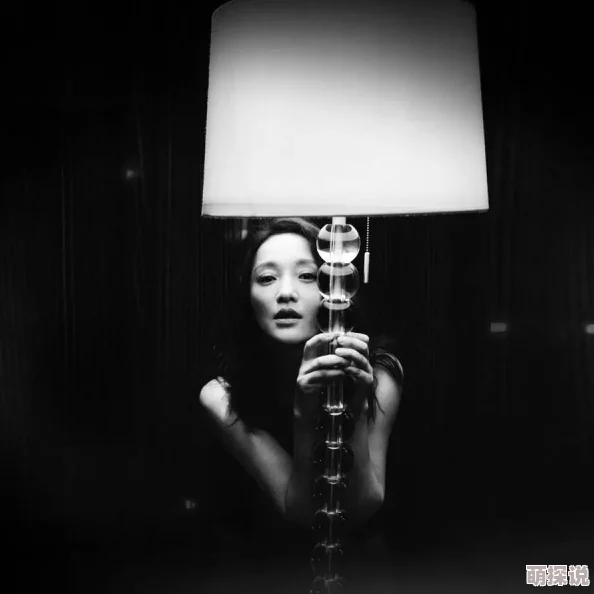 午夜＊在线观看，震惊！全球观众热议的神秘事件背后竟隐藏着不为人知的真相！