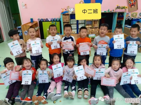 幼儿张婉莹作业新动态：她在绘画中展现出惊人的创造力与想象力，老师和家长纷纷点赞！