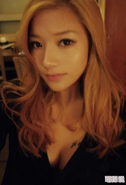 日本夏冰寒说:绿帽极度放荡的娇妻np:近日,该作品在网络上引发热议,许多读者对其情节和角色发展表示关注与讨论 日本夏冰寒说:绿帽极度放荡的娇妻np:近日,该作品在网络上引发热议,许多读者对其情节和角色发展表示关注与讨论