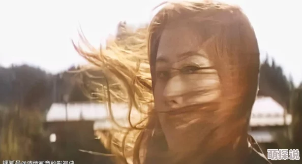 探索女性内心深处的秘密：一段关于亲密与激情的视觉旅程，揭示爱的真谛与欲望的交织