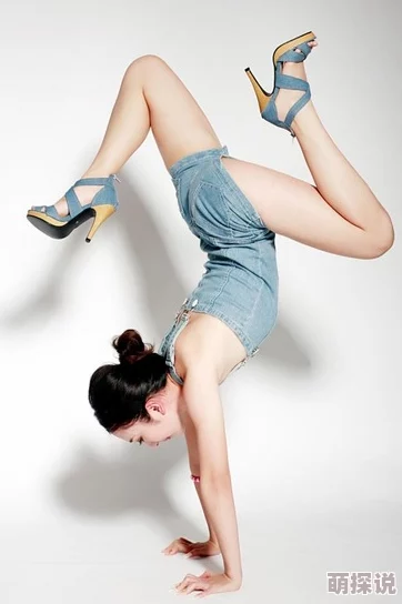 探索欧美肥妞的魅力：大白屁与自信之美的完美结合，打破传统审美观念的全新视角