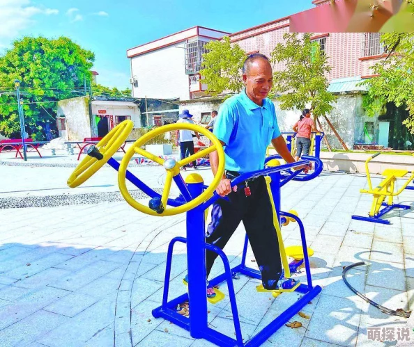 小黄文合集：最新章节更新，新增多位作者作品，内容更加丰富多彩，引发读者热议与期待