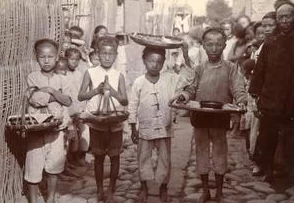 探秘日本文化中的打光屁股传统：那些通红的照片背后的故事与意义