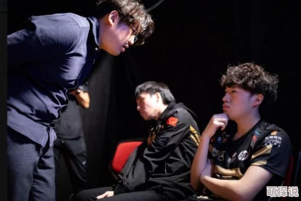 探索18岁欧美同性视频的多元文化：从情感表达到社会认同的深度解析与视觉盛宴