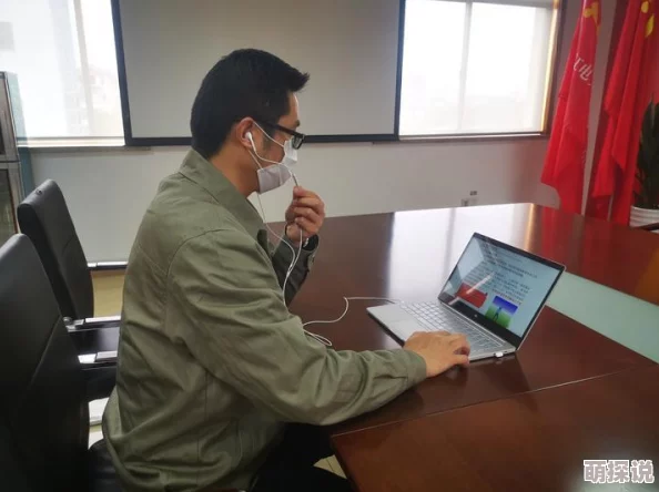 探索亲密关系的艺术：男女在温柔触碰中交织情感与欲望的视频体验
