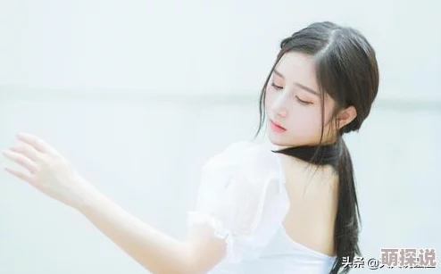 探索中国美女的魅力：从优雅气质到温柔细腻的亲密互动