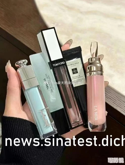 xfplay波多野结衣在线资源引发网友热议，许多人对其内容的丰富性和更新速度表示赞赏，同时也有部分人提出了隐私安全的担忧