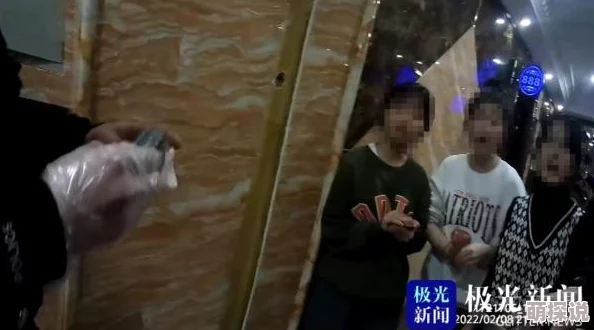 偷窥商场女厕小便视频引发社会广泛关注，呼吁加强公共场所隐私保护与安全措施