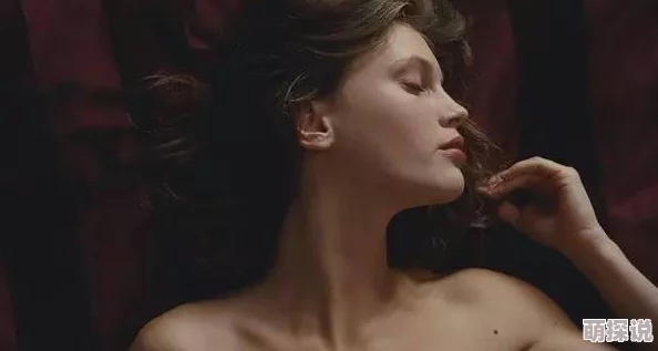 在禁忌与欲望的边缘:放荡的闷骚娇妻hnp如何颠覆传统婚姻观念,探索自我与爱的真谛 在禁忌与欲望的边缘:放荡的闷骚娇妻hnp如何颠覆传统婚姻观念,探索自我与爱的真谛