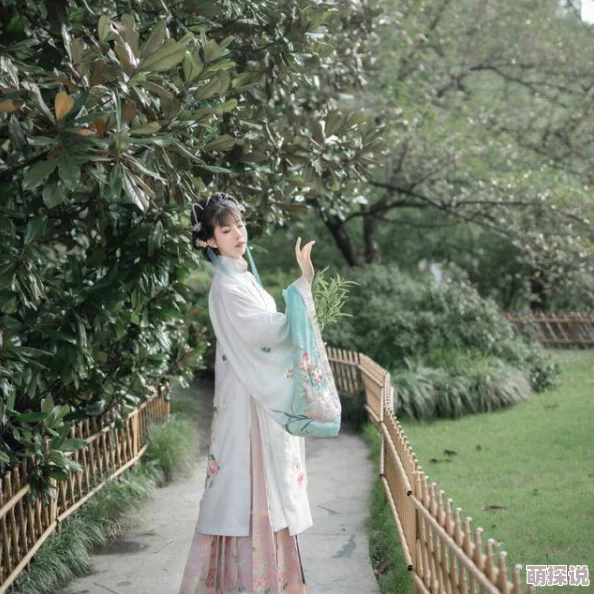 在龙椅上公主h:最新动态揭示角色发展与剧情走向,引发粉丝热议与期待,未来情节备受关注 在龙椅上公主h:最新动态揭示角色发展与剧情走向,引发粉丝热议与期待,未来情节备受关注