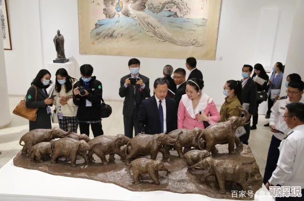 亚美人体艺术：新展览揭示身体与自然的和谐共生，吸引众多艺术爱好者前来观赏与交流