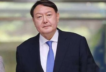 日韩欧美一二三网友认为东西方文化差异明显，交流中应尊重彼此的传统与习俗，以促进更好的理解与合作