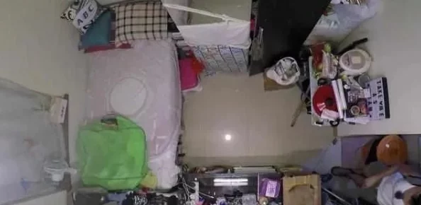 久久88香港三级最新进展消息：该影片在香港上映后引发热议，观众反响两极，票房表现超出预期