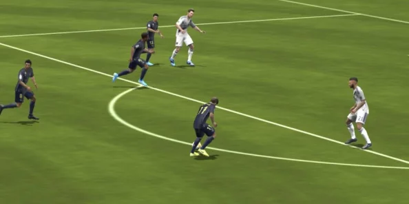 FIFA足球世界技巧揭秘:键盘传球方法与按键时间长短紧密相关,提升控球效率 FIFA足球世界技巧揭秘:键盘传球方法与按键时间长短紧密相关,提升控球效率