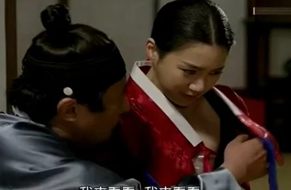 边摸边吃奶边做视频叫床韩剧这种行为在韩剧中通常是为了增加戏剧效果和吸引观众的注意力