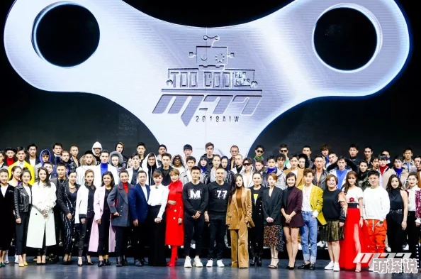 亚洲男人的天堂2019引发热议多位明星参与活动现场气氛火爆吸引众多粉丝前来围观盛况空前