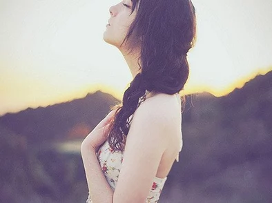 娇妻上班穿情趣内衣的努力与自信让生活更加精彩,展现出女性的魅力与独立 娇妻上班穿情趣内衣的努力与自信让生活更加精彩,展现出女性的魅力与独立