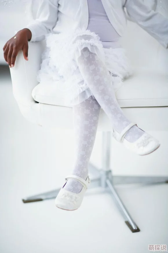 九色丨9lpoNY丨白丝为什么它在特定圈子内形成了独特的文化符号为何备受关注