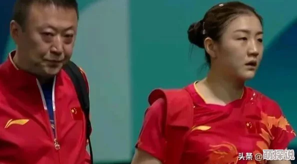 炉石传说2024：海盗打脸萨对战主流卡组制胜技巧揭秘