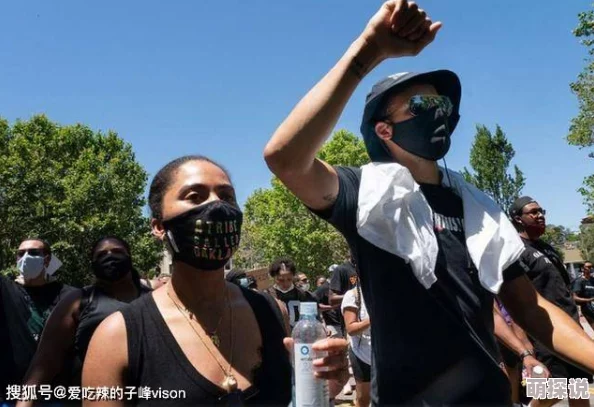 黑人巨屌疯狂插入后AI绘画虚拟女友火爆全球